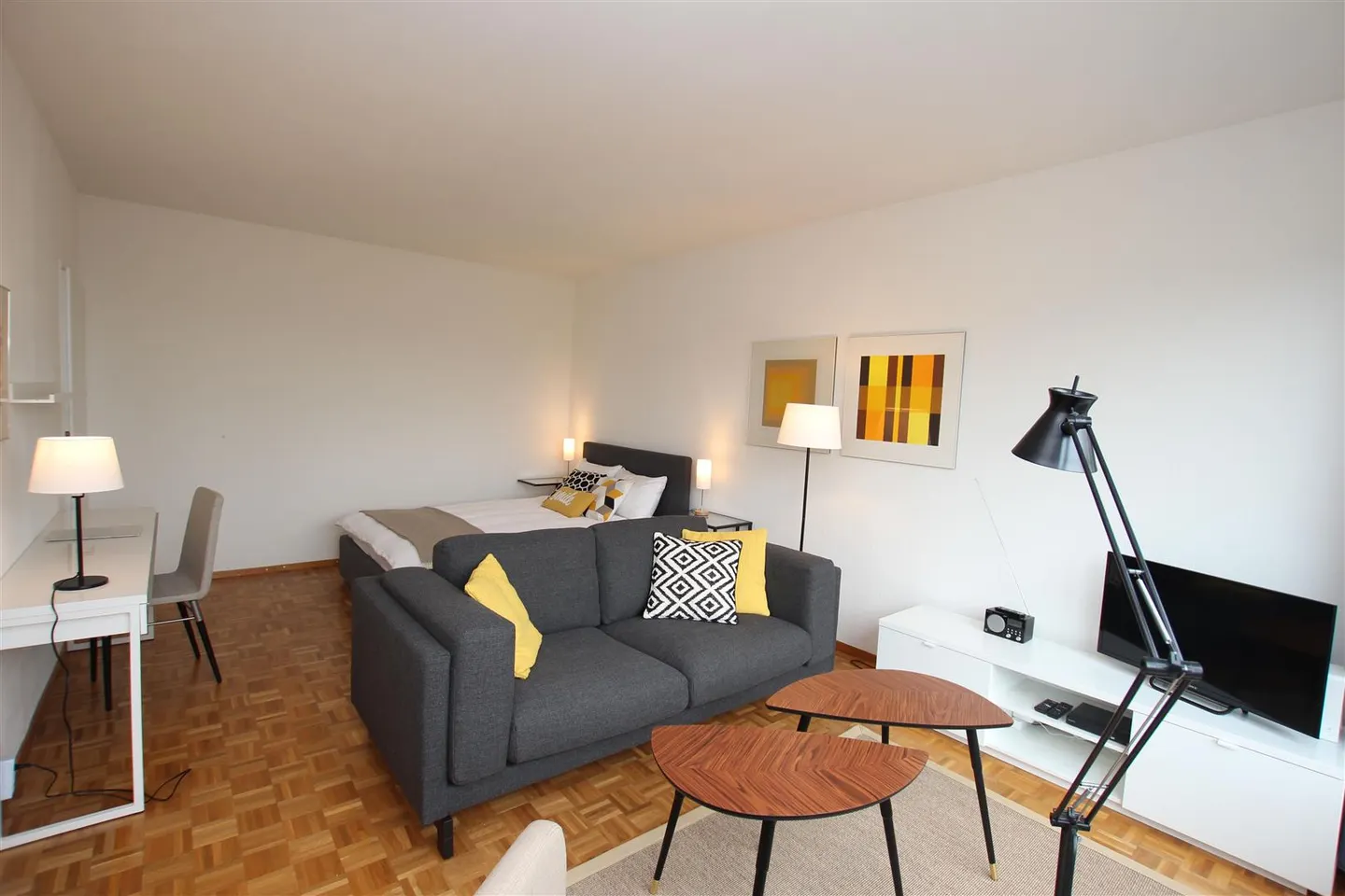 Renovated Apartment in Charmilles - Photo 3 of 5