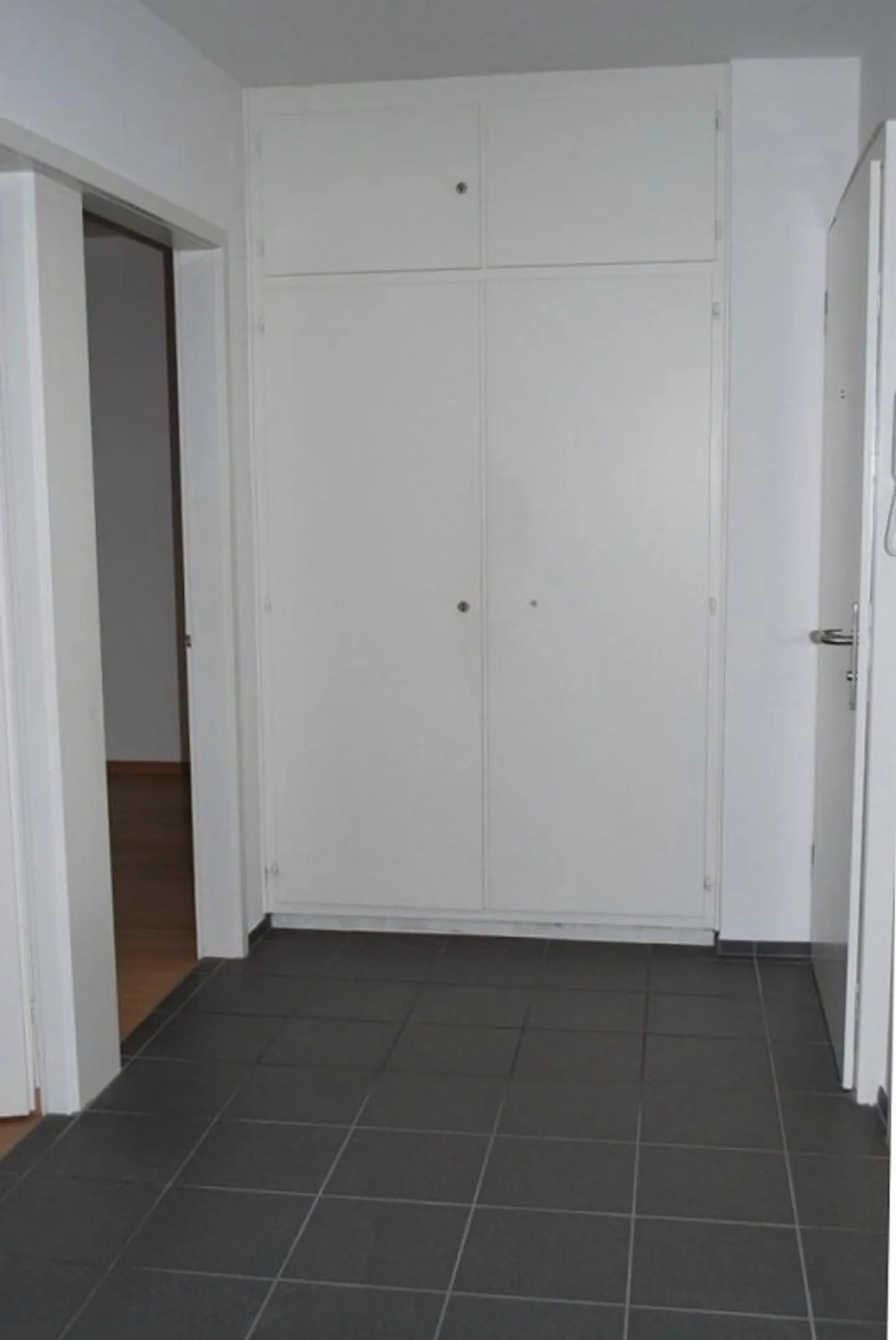 Appartement 3.5 pièces à Birsfelden - Photo 3 sur 6
