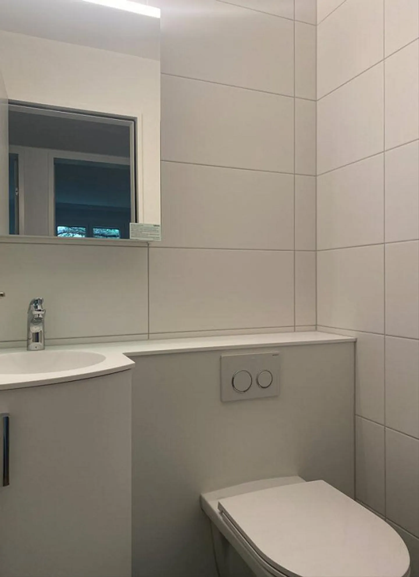 Newly renovated apartment with a view of greenery for rent - Photo 7 of 8
