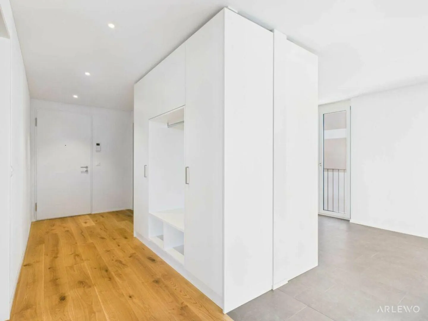 Arrive & Feel Good - Photo 2 of 11