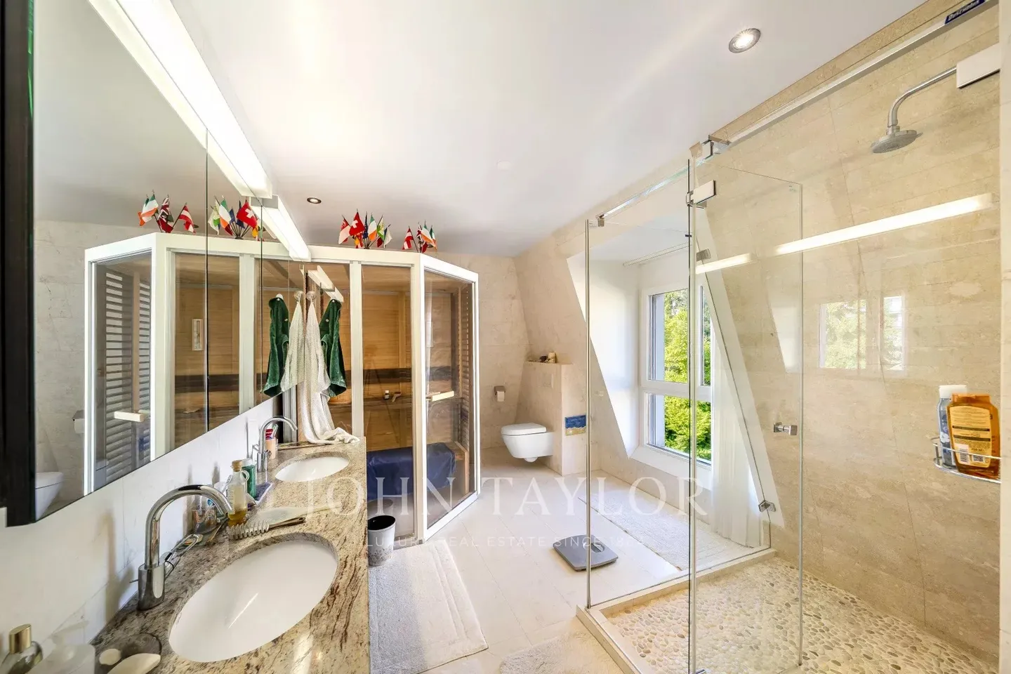 Appartamento duplex eccezionale in mansarda - Foto 6 di 11