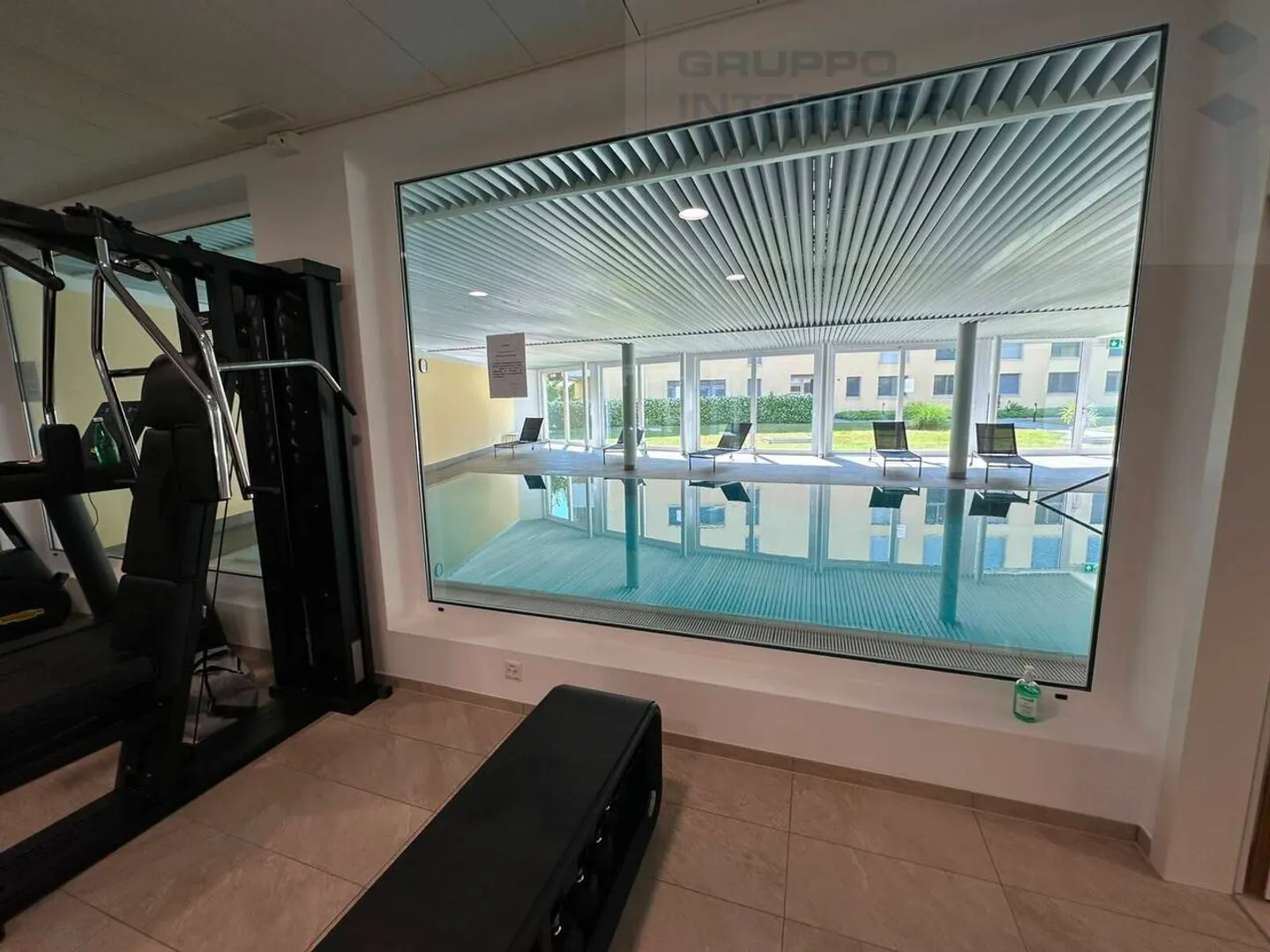 Spacious apartment with garden in exclusive residential complex - Photo 15 of 18