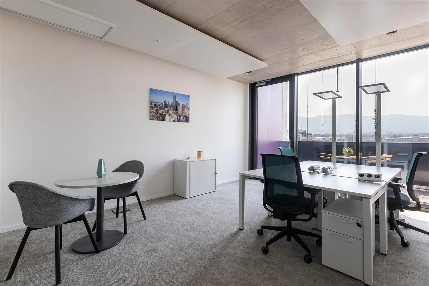 Zugang zu allen professionellen Büroflächen für 2 bei Regus Pont Rouge - Foto 1 von 9