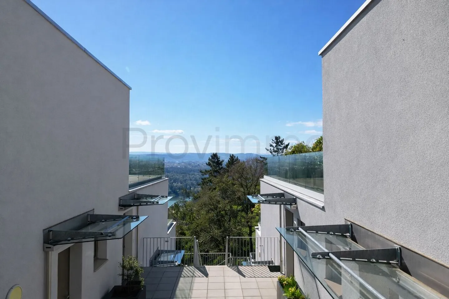 Luxe, emplacement et style de vie parfaitement combinés - Photo 6 sur 13