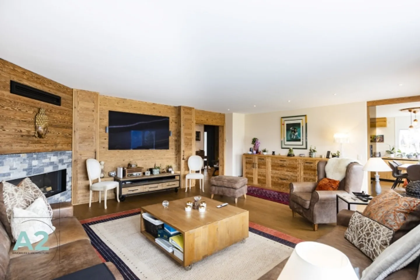 «LUXUSCHALET MIT 9 ZIMMERN, AUSSENPOOL UND JACUZZI» - Foto 4 von 20