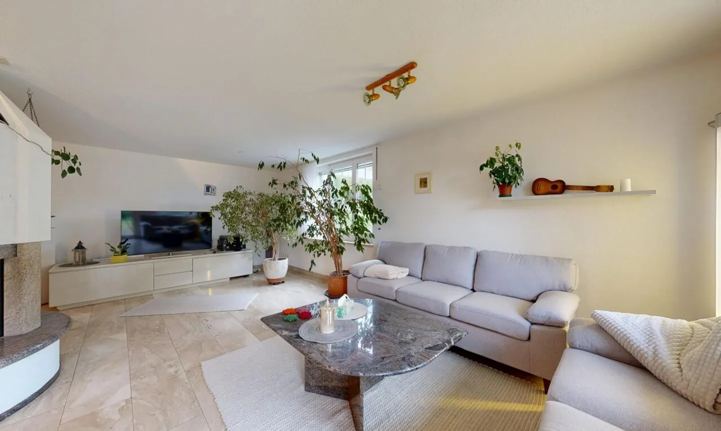 Freistehendes 5.5-Zimmer Einfamilienhaus in ruhiger Sackgasse - Foto 5 von 11