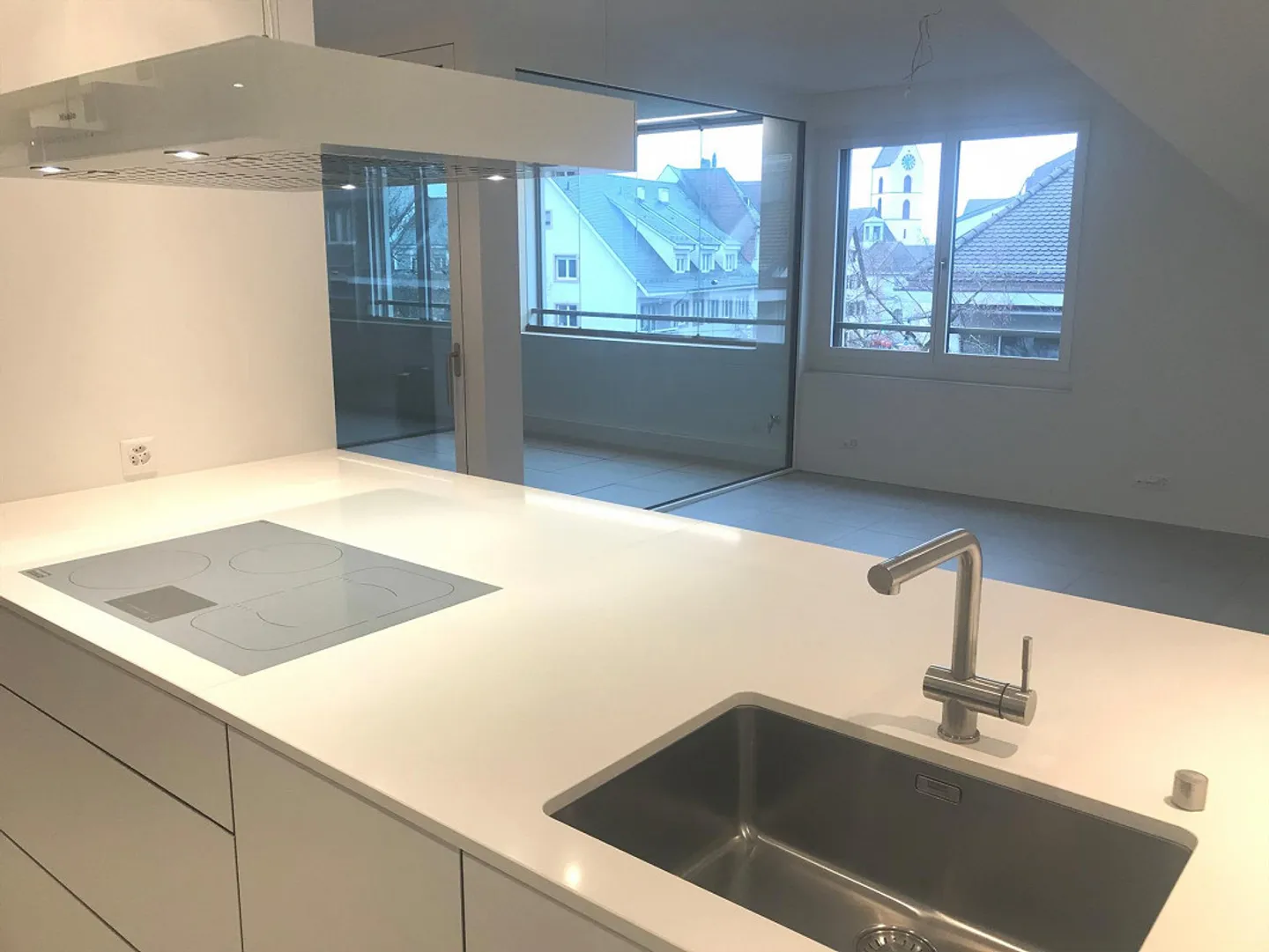 Moderne Dachwohnung mit ca. 182 m2 an gesuchter Wohnlage in Riehen/BS - Foto 4 von 15