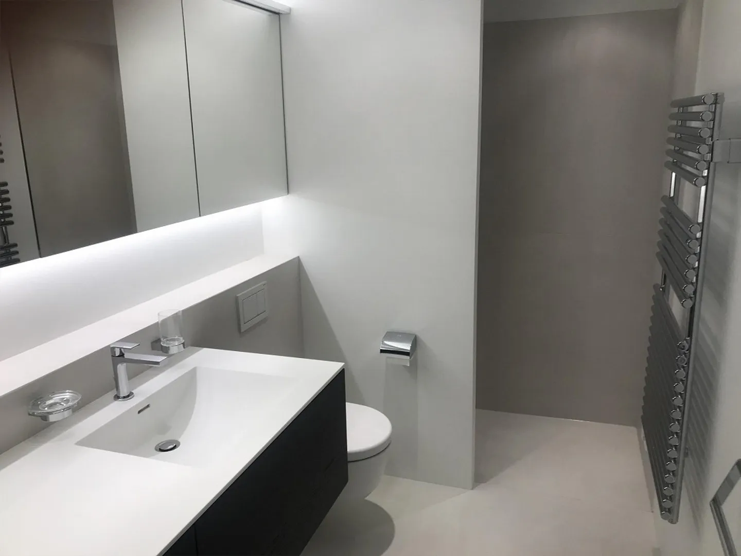 Moderne Dachwohnung mit ca. 182 m2 an gesuchter Wohnlage in Riehen/BS - Foto 7 von 15