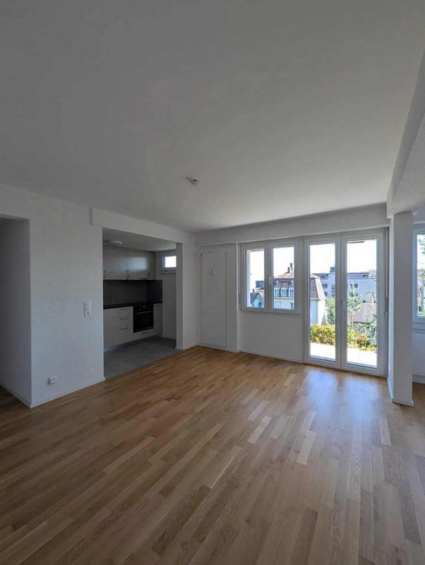 Moderne Wohnung mit Terrasse - Foto 1 von 11