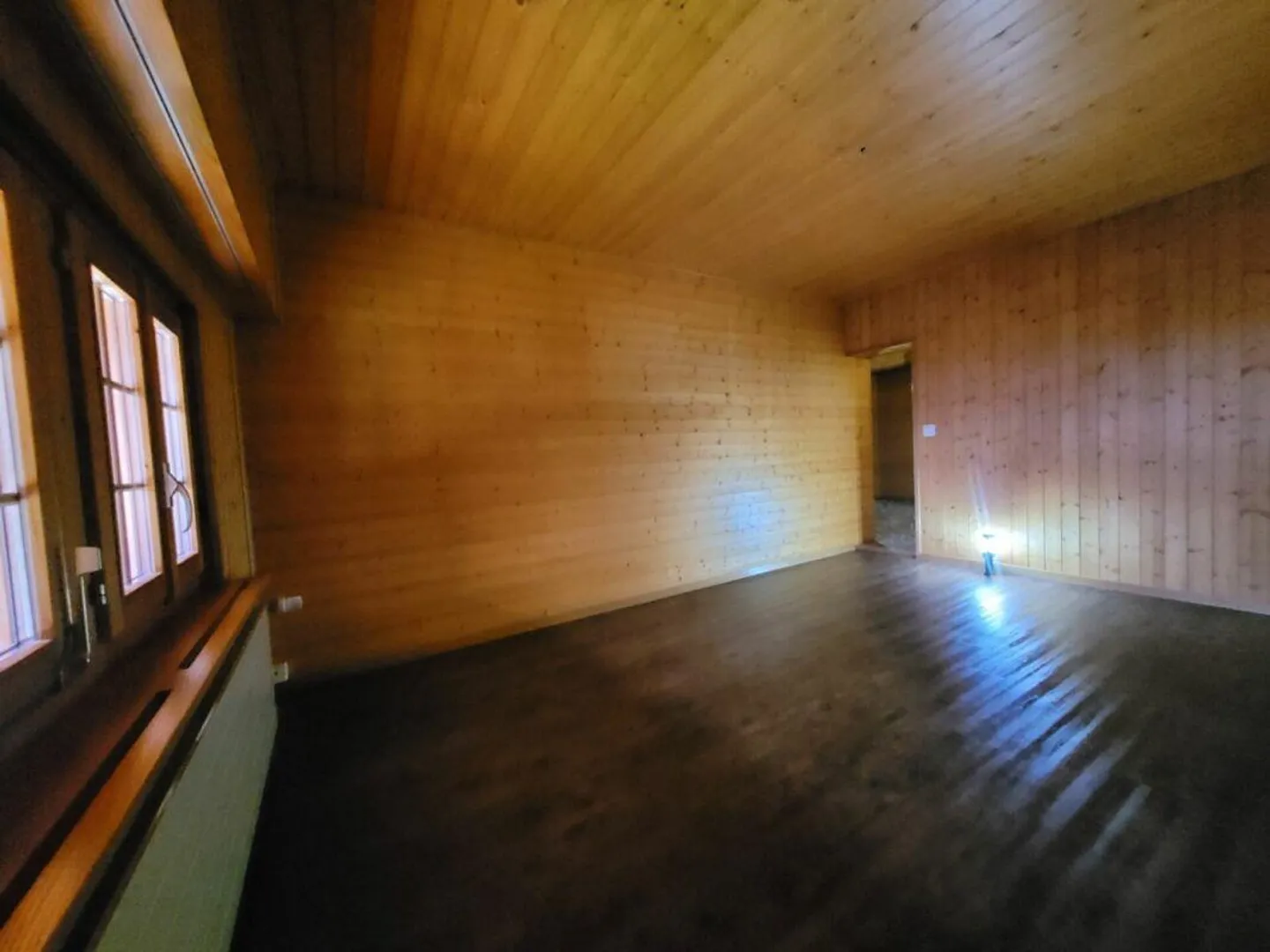 Charming 3.5 Maisonette Apartment on the Ground Floor with Rustic Flair - Photo 8 of 14