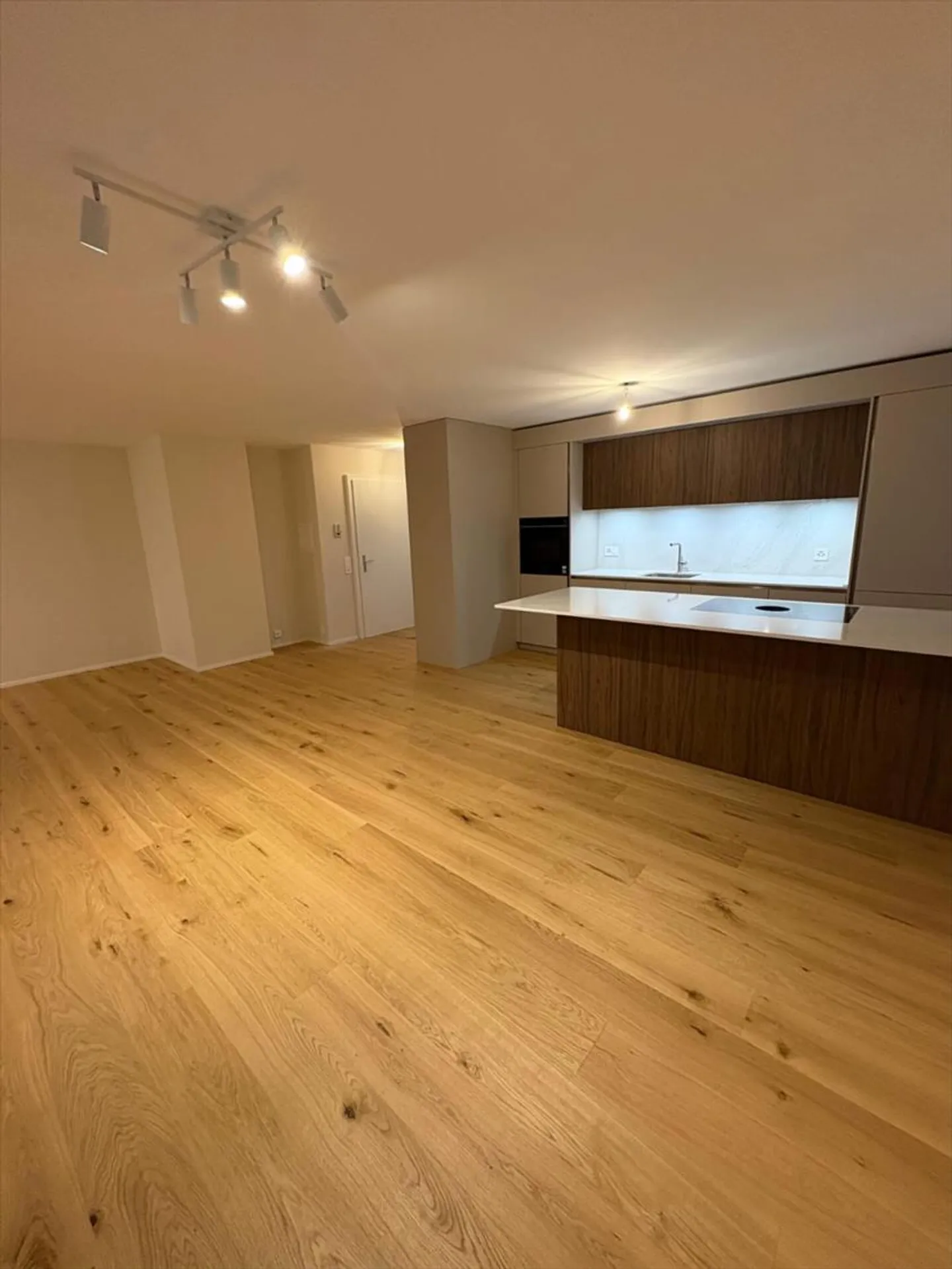 3,5-Zimmer-Wohnung - Foto 3 von 11