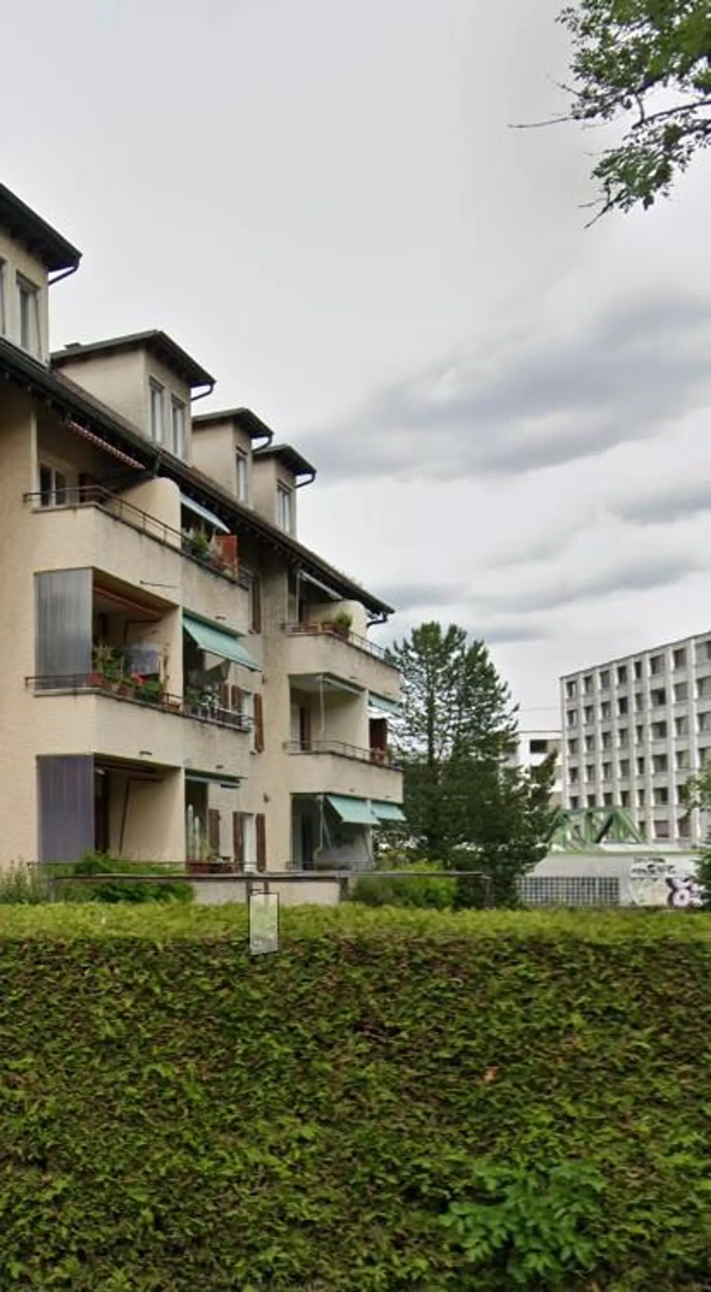 Appartamento affascinante con 2 camere in una posizione tranquilla a Berna - Foto 2 di 7