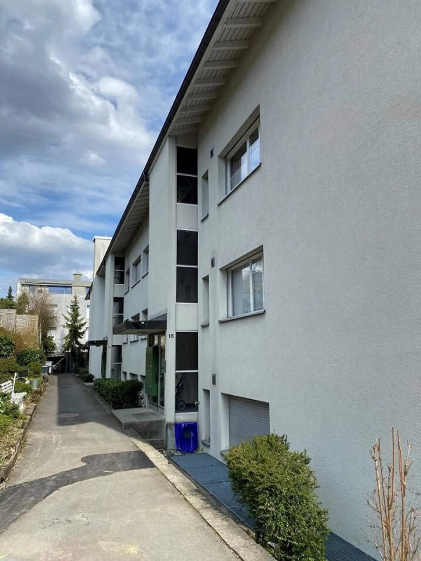 Moderne Wohnung mit Terrasse - Foto 11 von 11