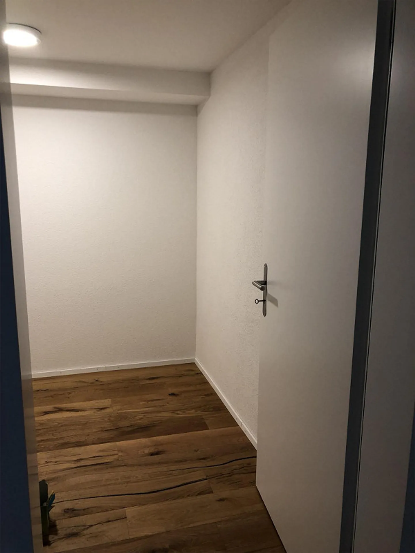 Special 2.5 Room Apartment - Photo 7 of 7