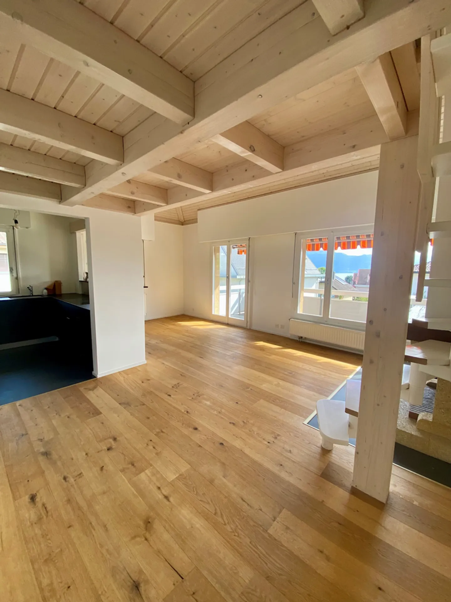 Bel appartement avec dégagement sur le lac! - Photo 3 sur 12
