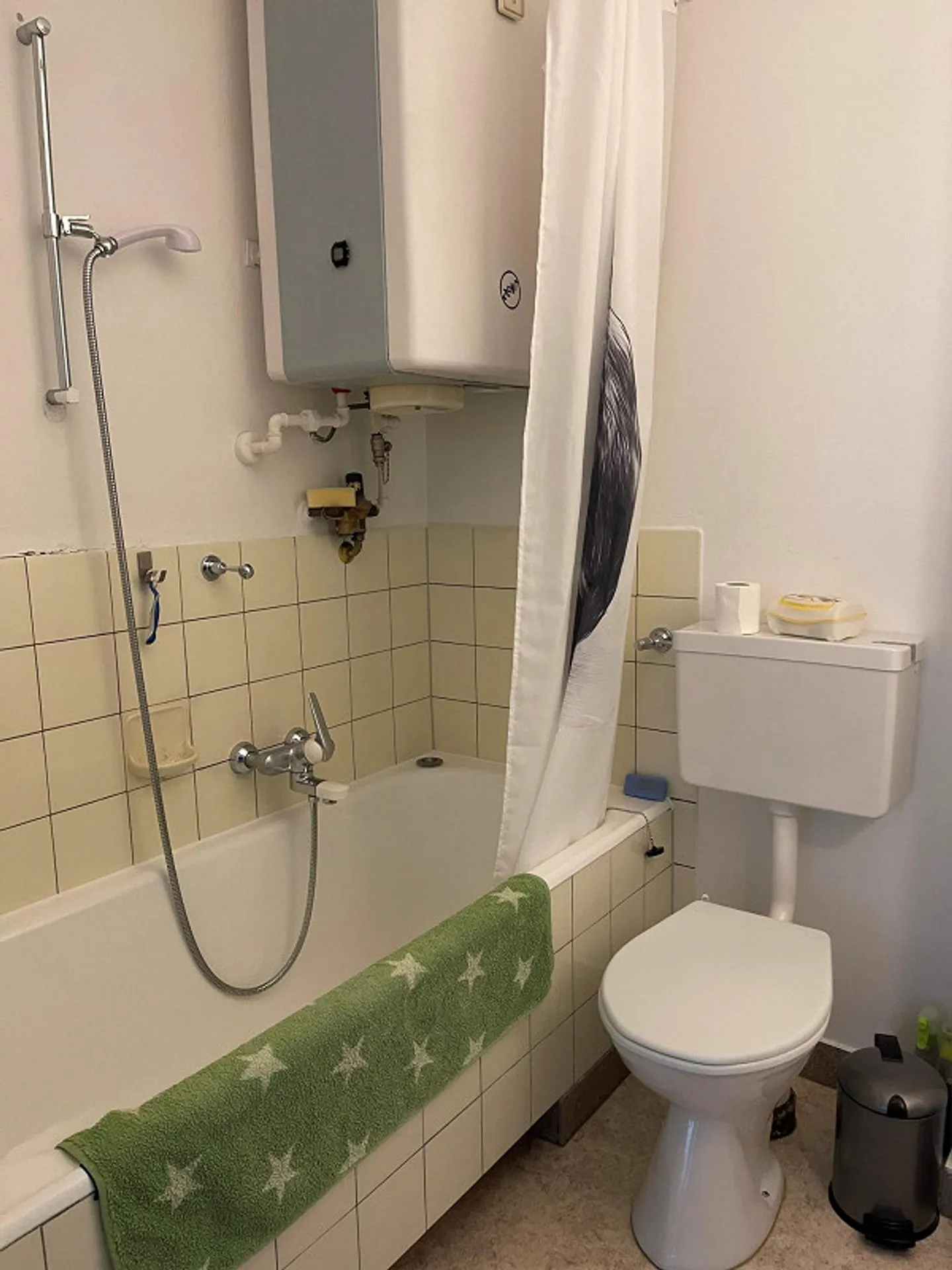 Appartamento affascinante con 2 camere in una posizione tranquilla a Berna - Foto 4 di 7