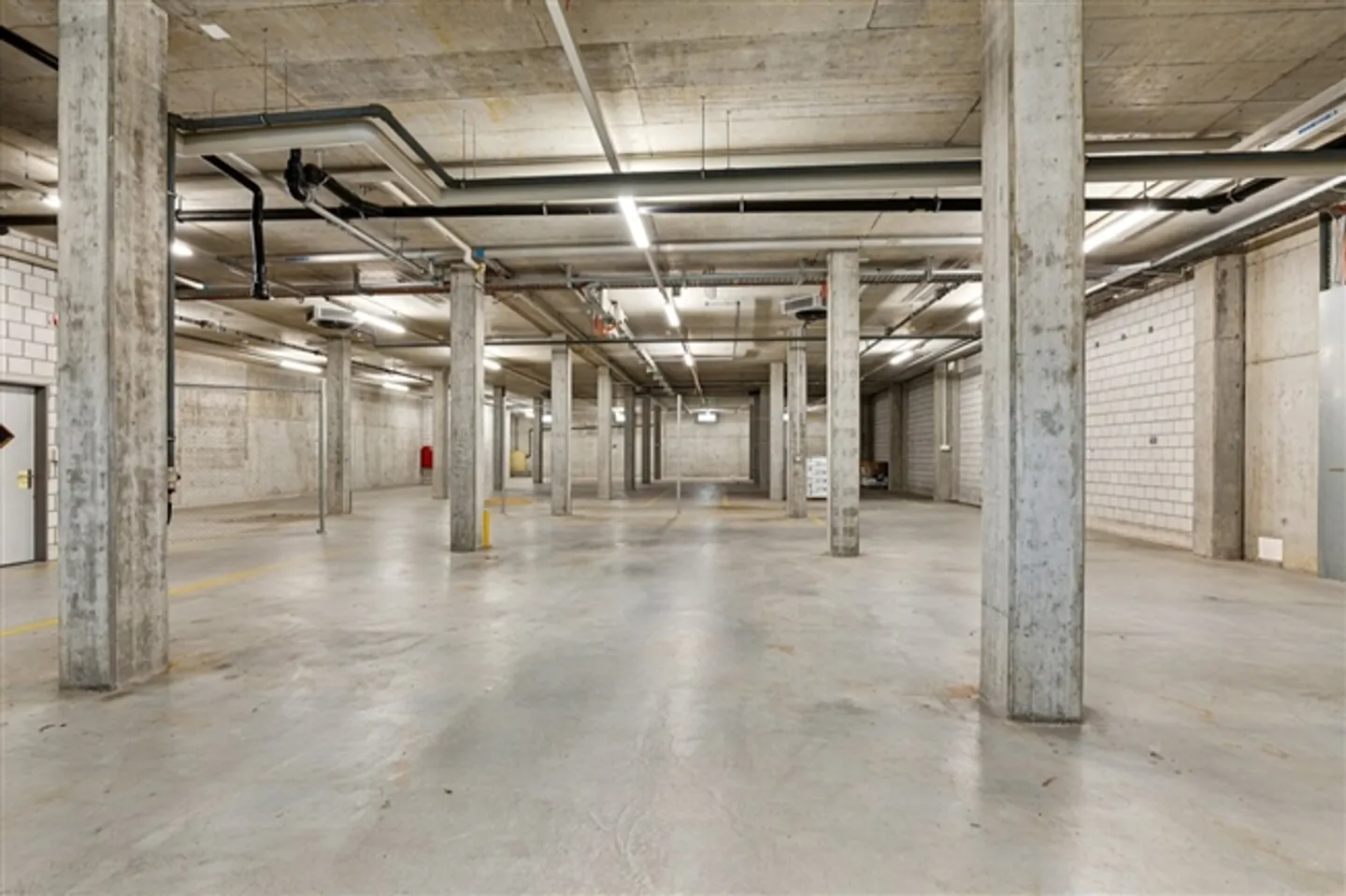 Your efficient storage space with generous room height! - Photo 1 of 5