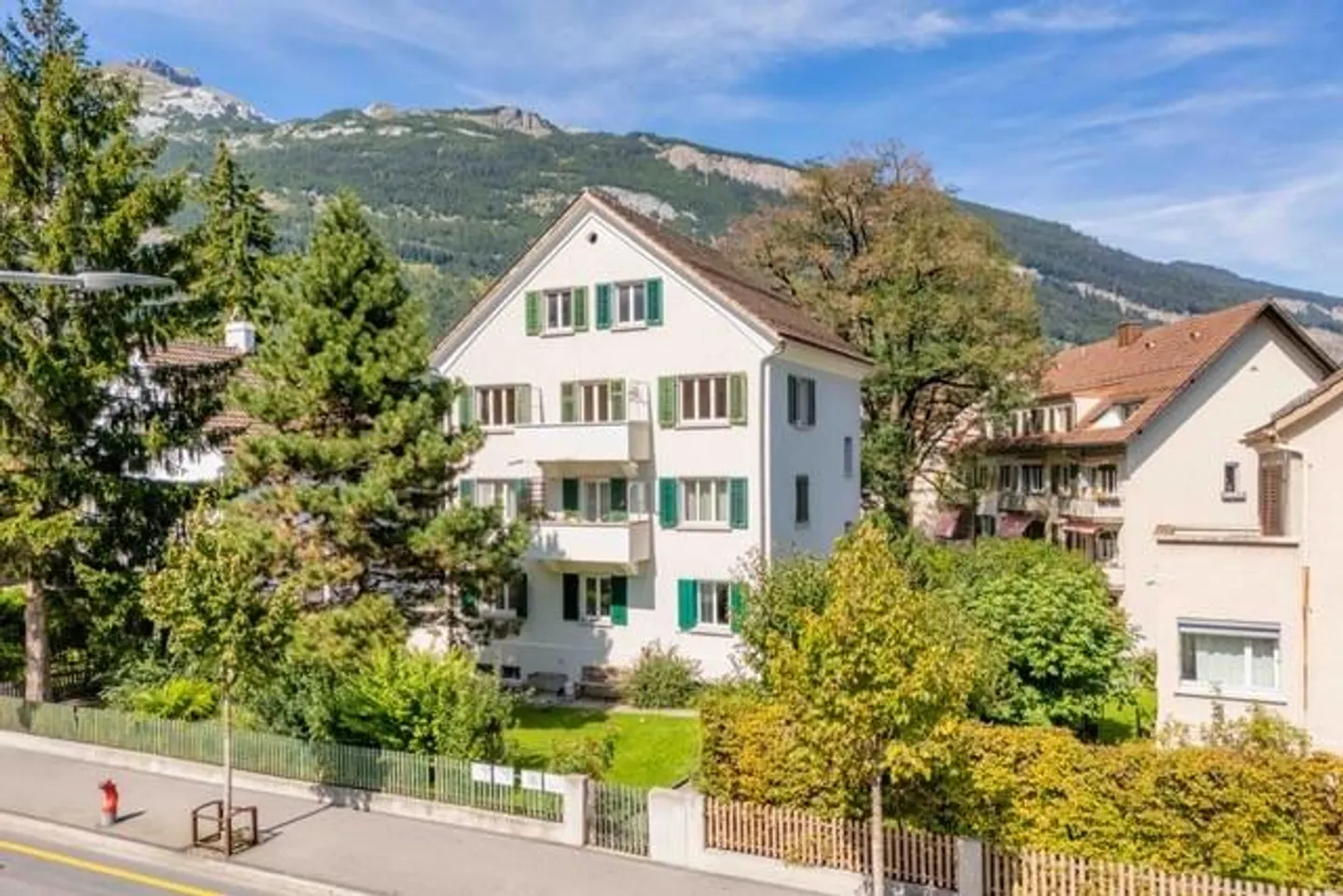 Penthouse 2.5 pièces élégant, nouvellement construit au cœur de Chur - Photo 1 sur 11