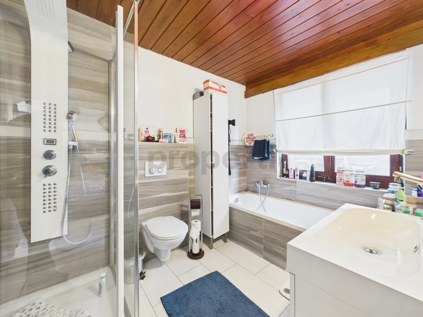 La casa perfetta per la famiglia: spazio, luce e panorama (vista lago) - Foto 10 di 13