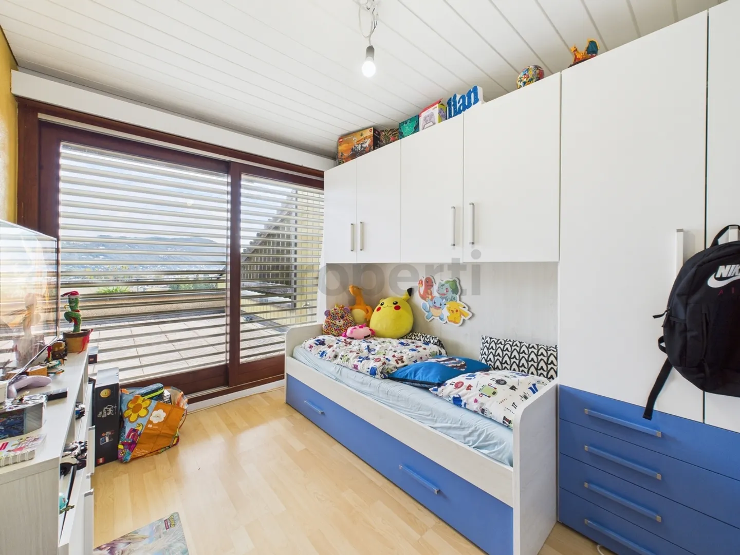 La casa perfetta per la famiglia: spazio, luce e panorama (vista lago) - Foto 5 di 13