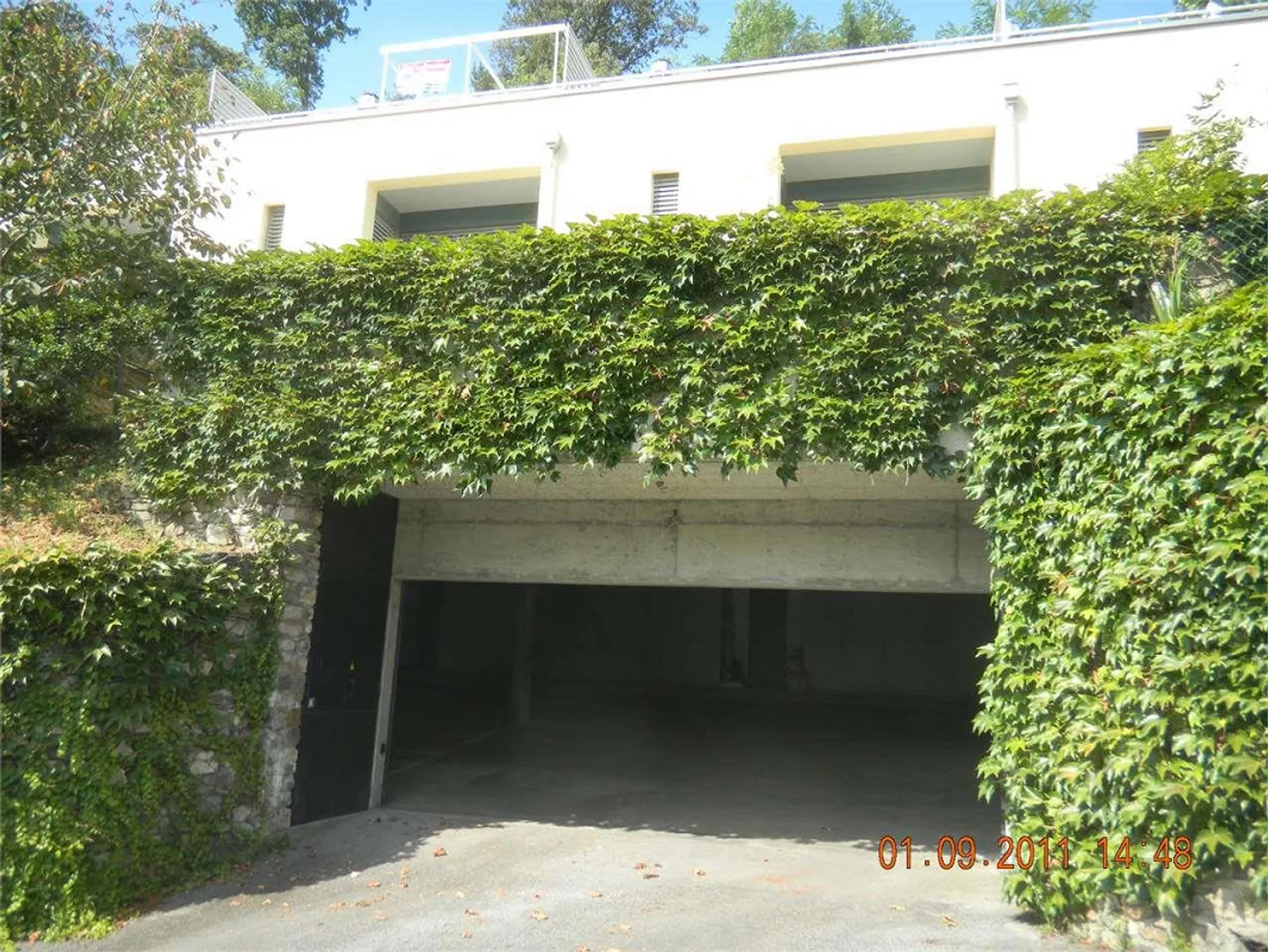 Stunning 3-Level Townhouse with Garden in Monteggio - Ponte - Photo 6 of 7
