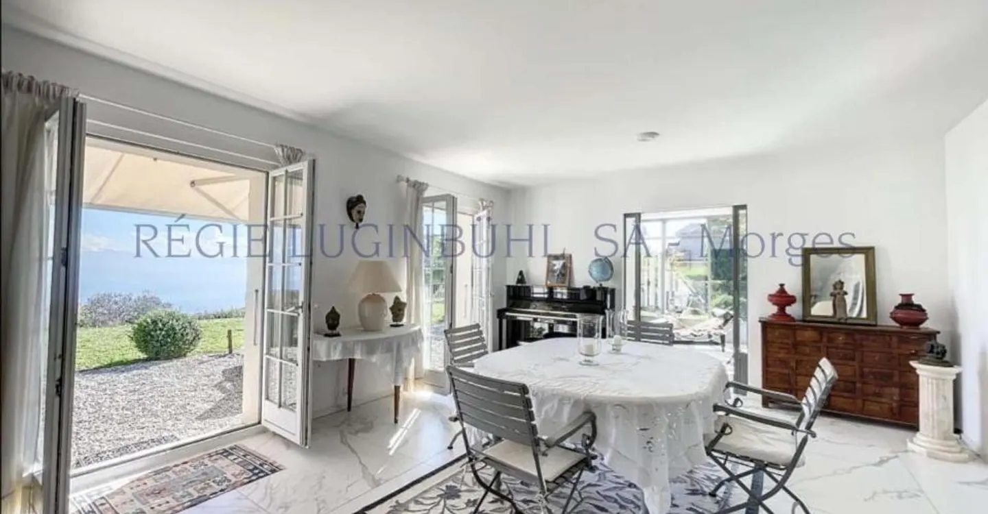 Charmante Villa mit Seeblick - Foto 9 von 11