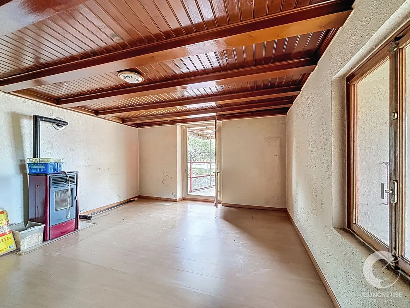 "Village House to Renovate" - Photo 4 of 13