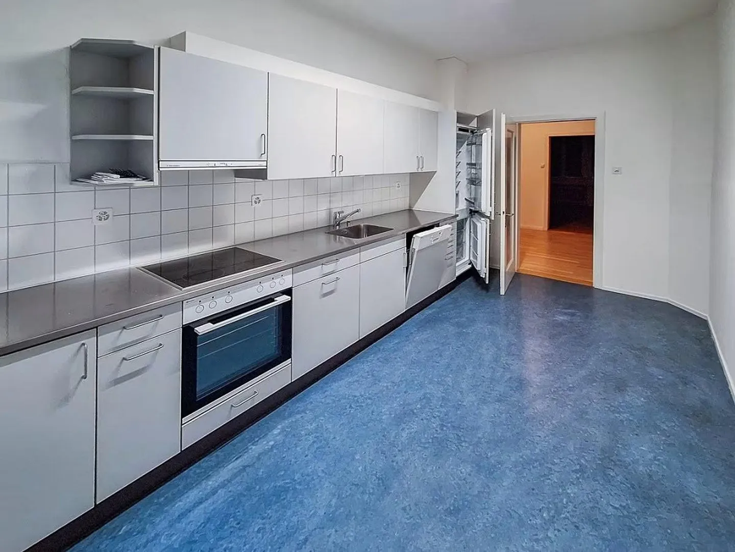 Appartements ensoleillés meublés près de l'HSG, vue imprenable, balcon - Photo 6 sur 16