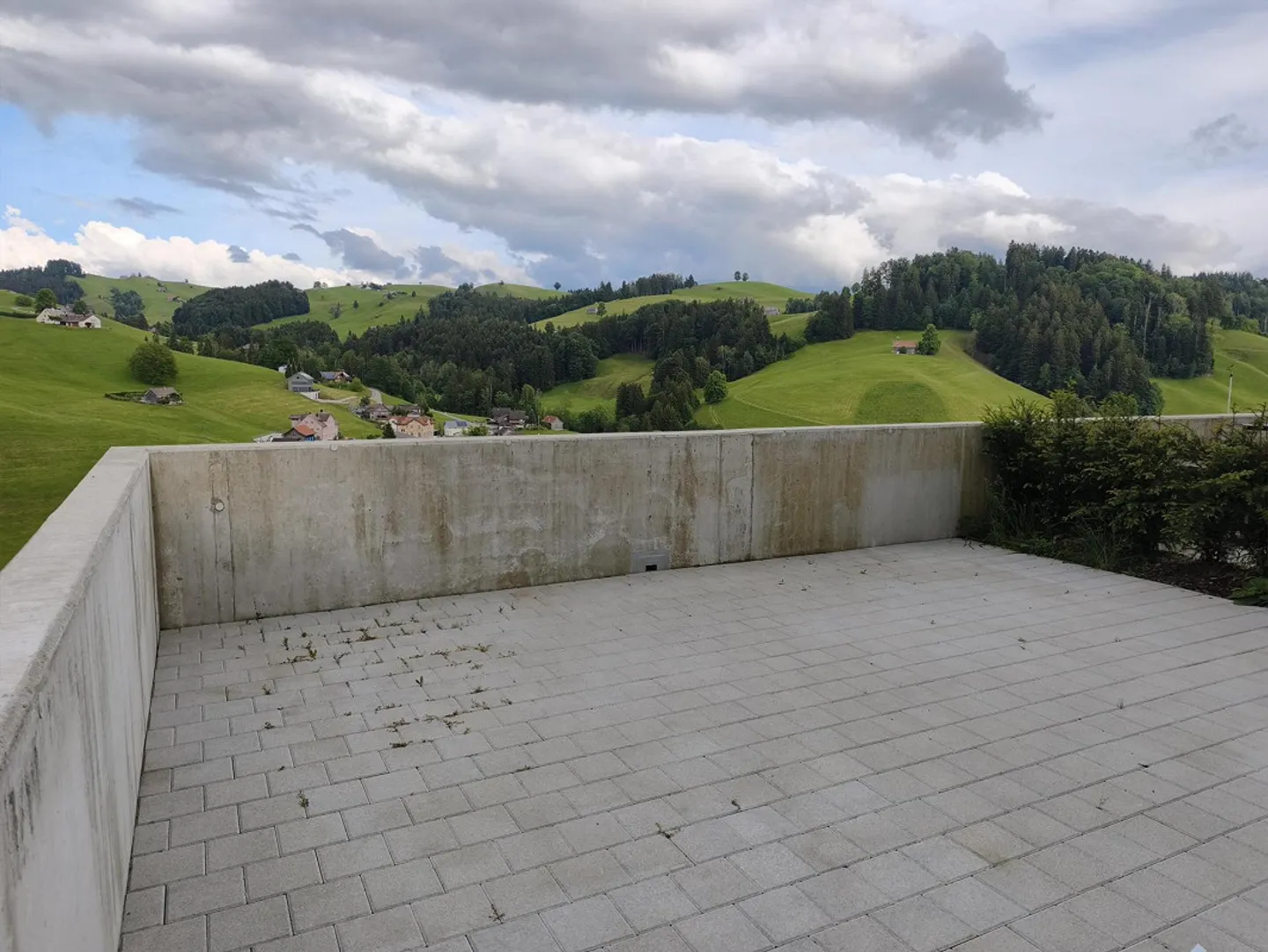 Maison de coin 6.5 pièces neuve avec vue à Dicken SG - Photo 21 sur 26