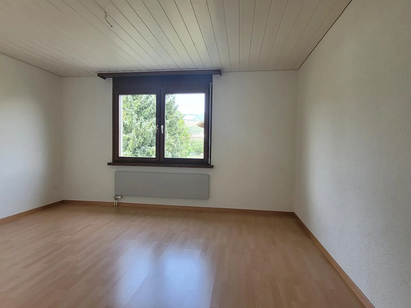 Ampio attico di 3,5 stanze con vista - Foto 6 di 8