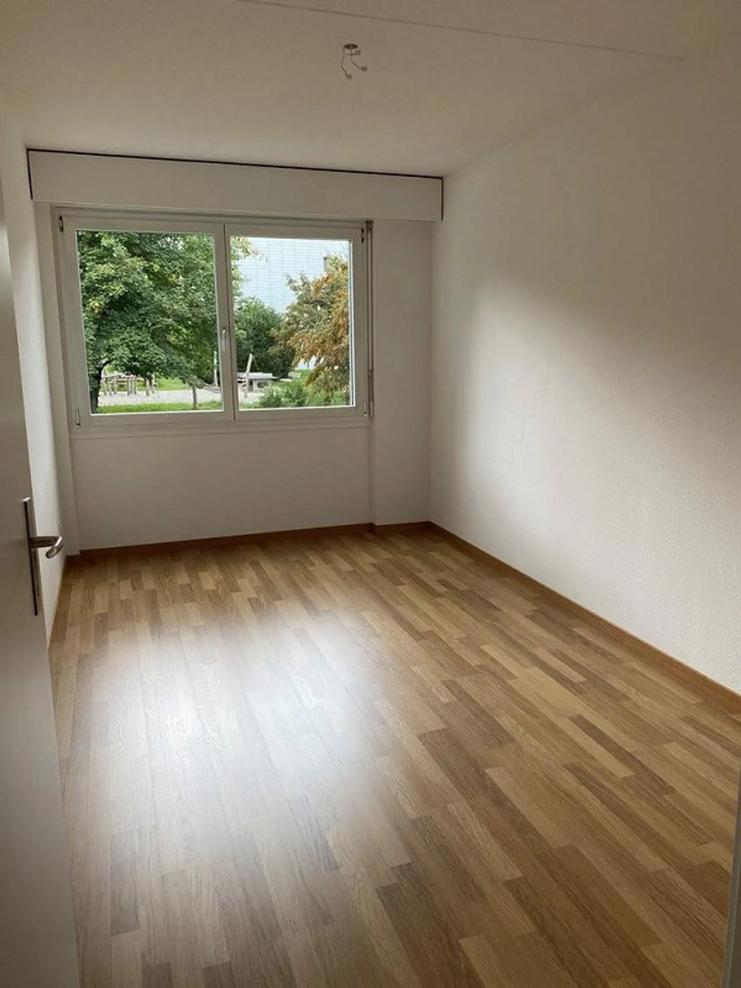 Appartement 4.5 pièces à louer dans un emplacement calme et pourtant central - Photo 9 sur 12