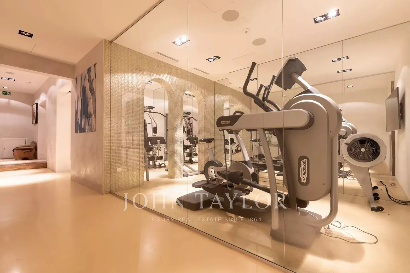 Maintenant ou jamais ! Magnifique chalet à Plans-Mayens - Photo 7 sur 10