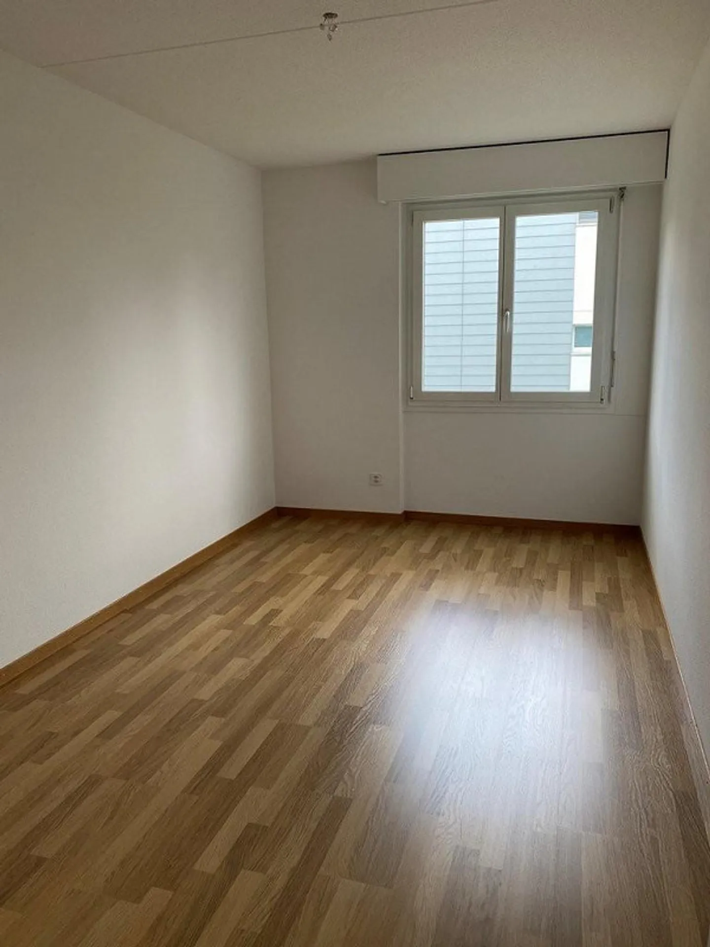 Appartement 4.5 pièces à louer dans un emplacement calme et pourtant central - Photo 8 sur 12