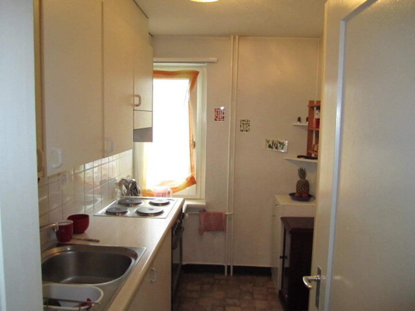 Quiet and centrally located old building apartment - Photo 3 of 6