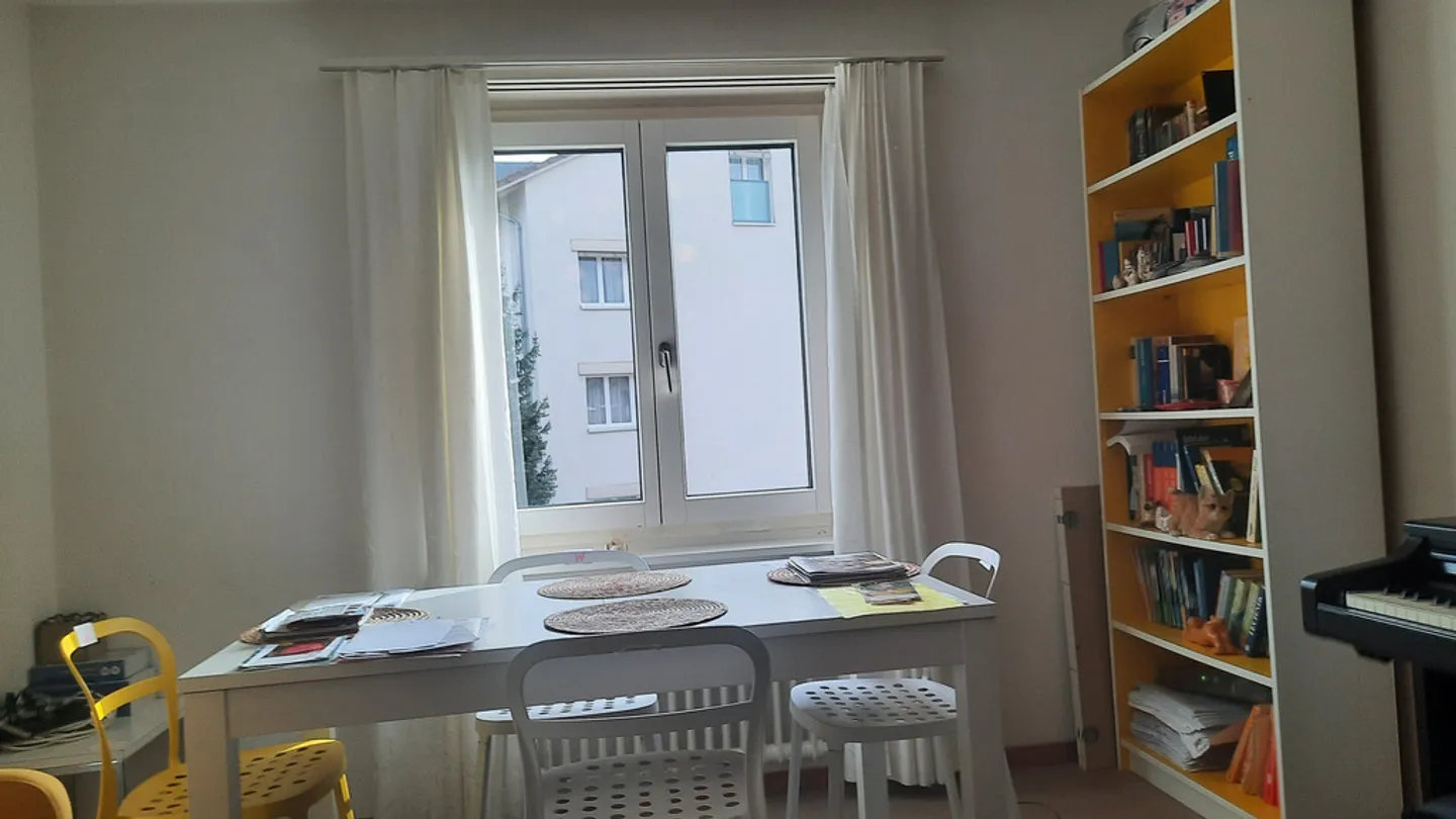 Quiet and centrally located old building apartment - Photo 4 of 6