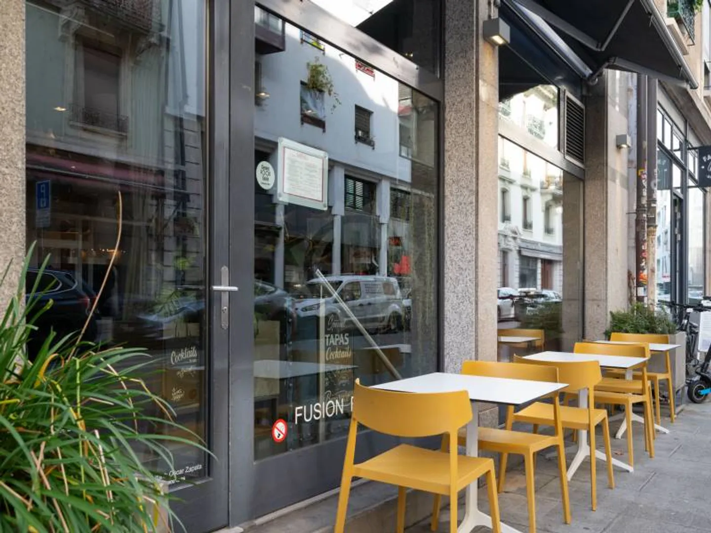 Restaurant à Genève, emplacement idéal - Photo 3 sur 12