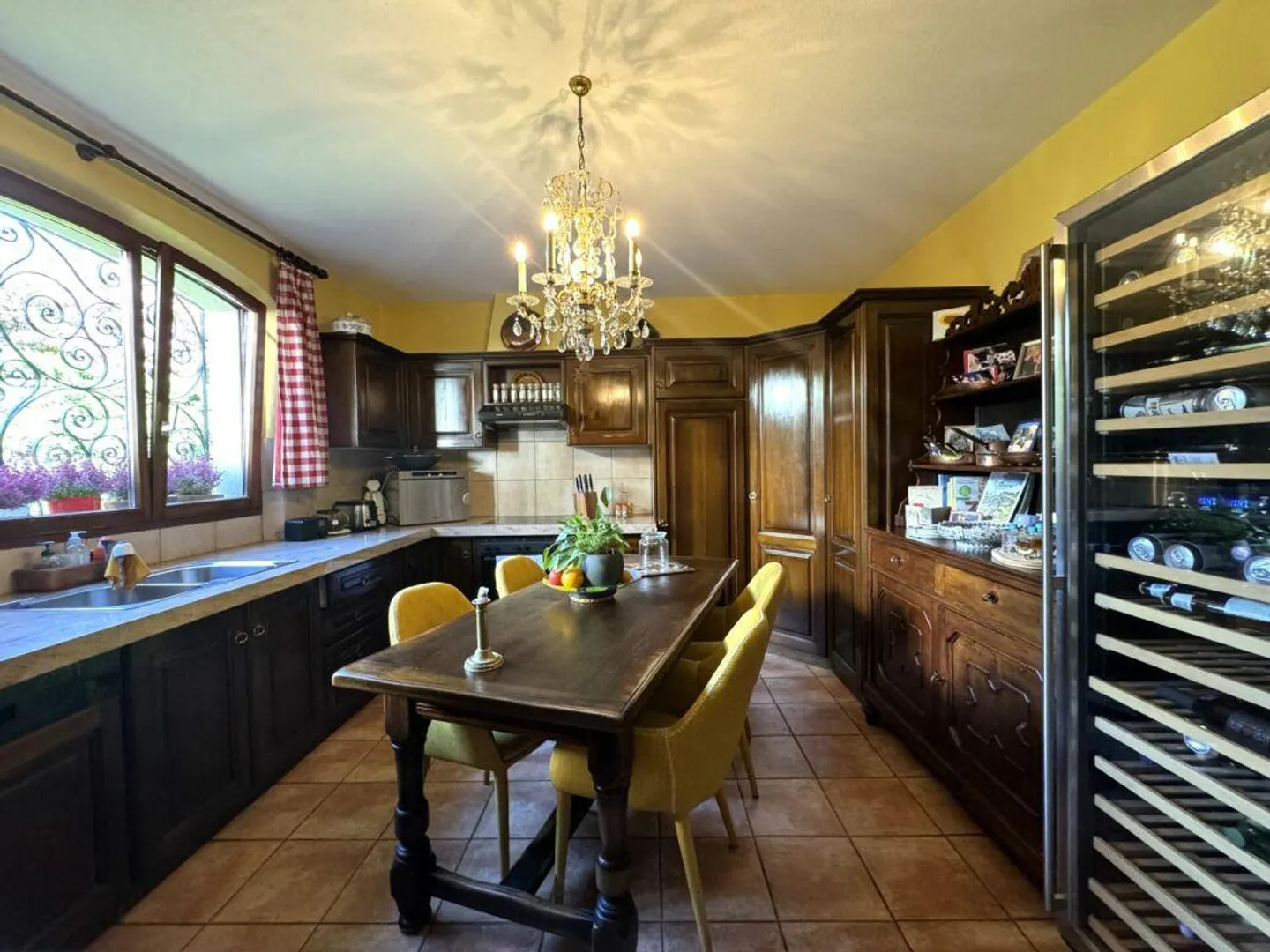 Beautiful single-family house just steps from the lake - Photo 5 of 17