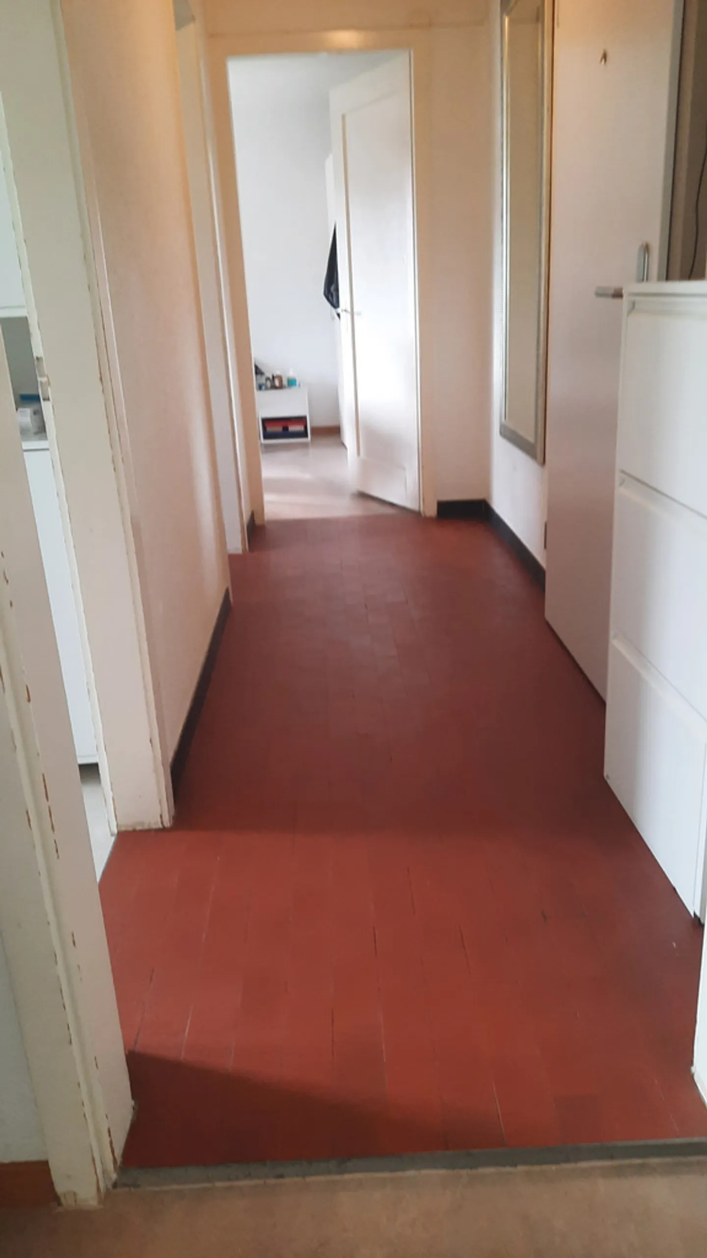 Quiet and centrally located old building apartment - Photo 6 of 6