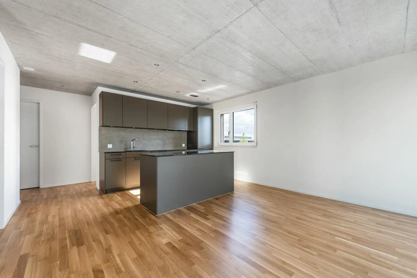 Moderne Wohnung in Tägerwilen - Foto 3 von 12