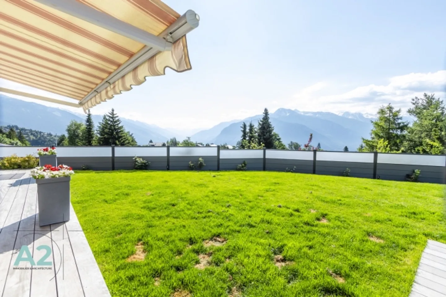 «LUXUSCHALET MIT 9 ZIMMERN, AUSSENPOOL UND JACUZZI» - Foto 18 von 20