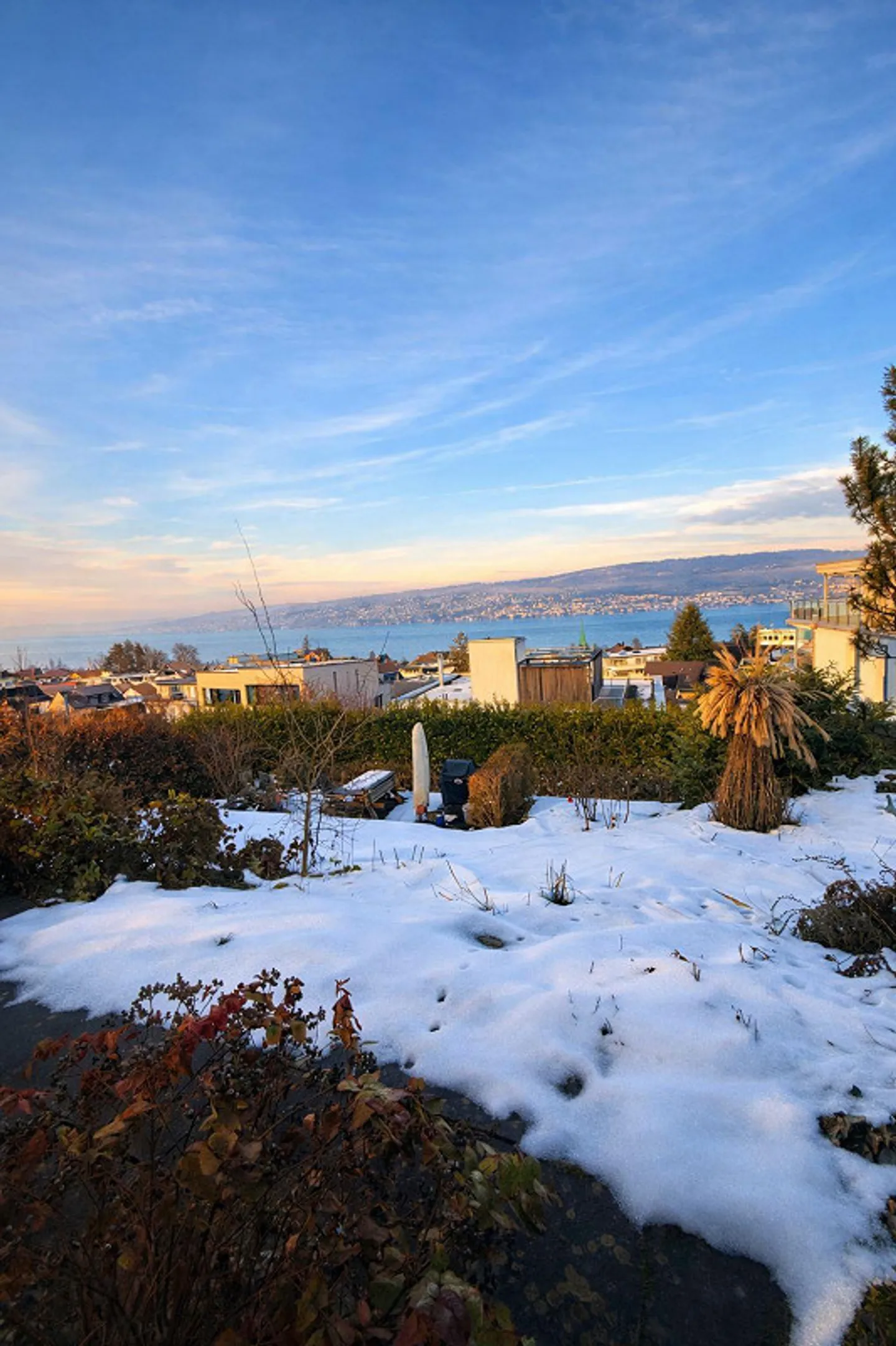 Einfamilienhaus mit Garten - Foto 1 von 11