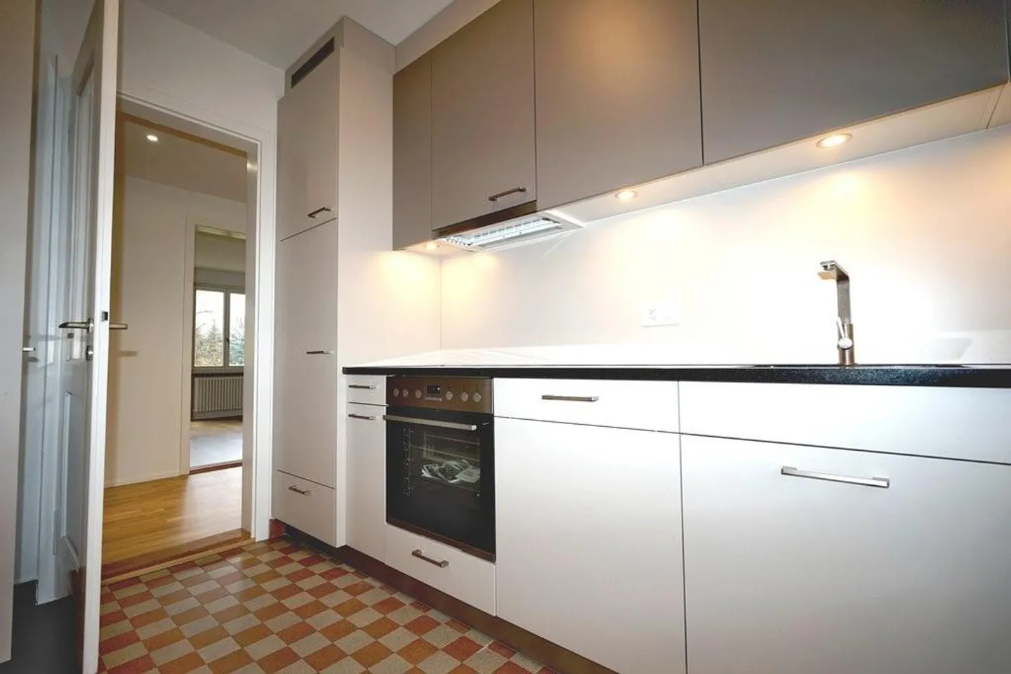 Appartamento accogliente nel quartiere di Holligen - Foto 3 di 11