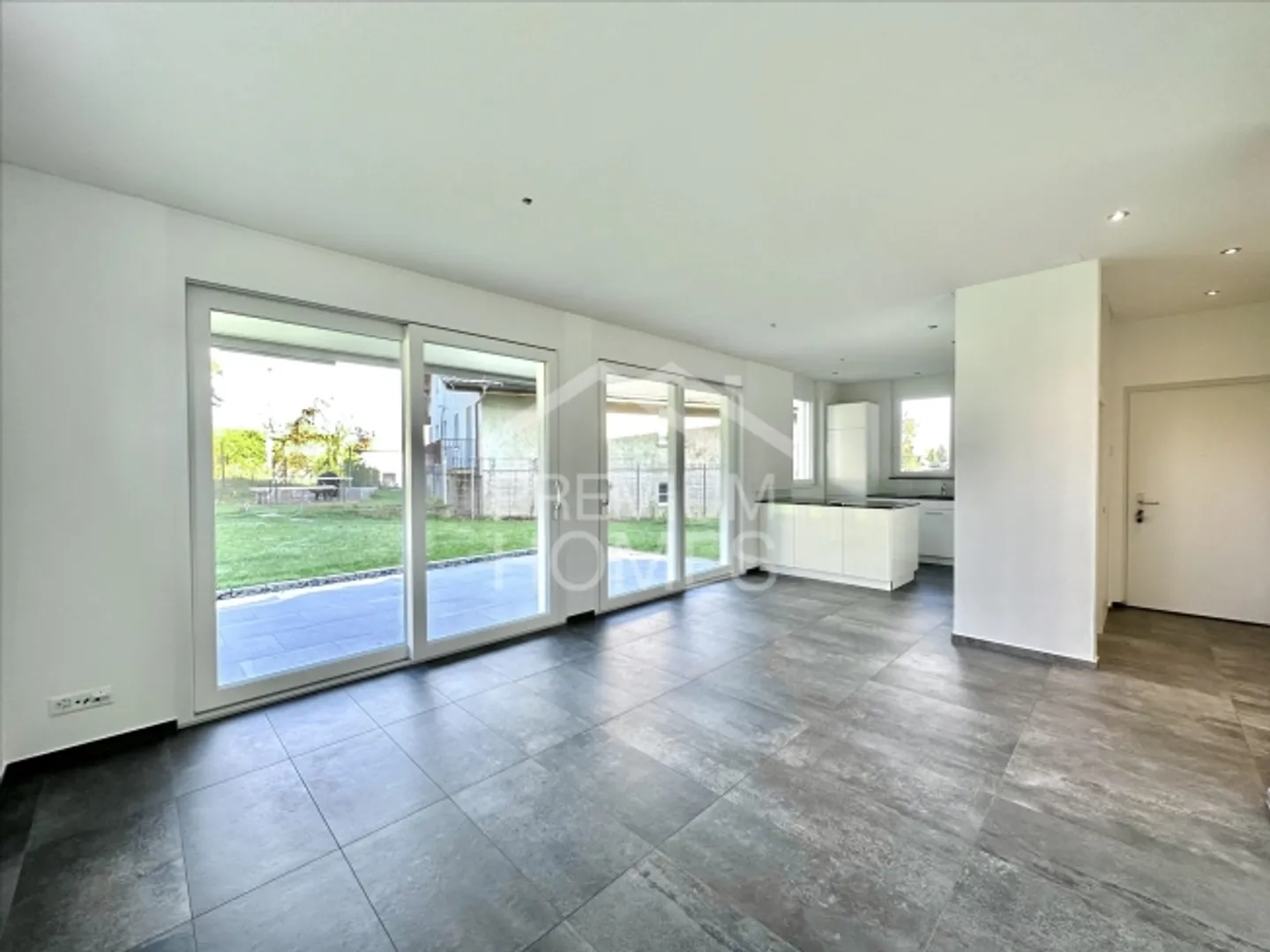 «Moderne Gartenwohnung per 01.02.2026!» - Foto 2 von 4