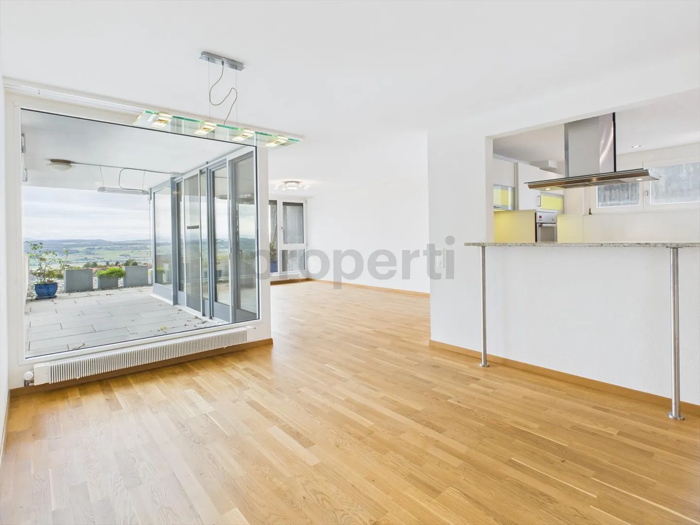 «Terrassenwohnung in Lommiswil mit 4.5 Zimmern und grosser Terrasse» - Foto 5 von 13