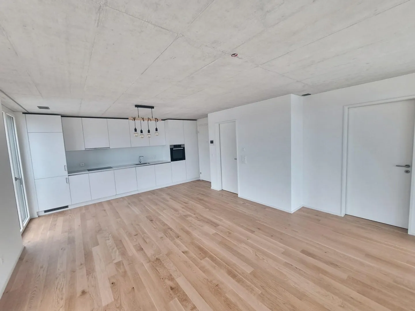 Neubau - mit grüner Umschwung - Foto 6 von 8