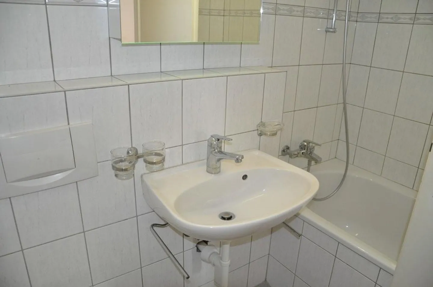 Moderne 4.5-Zimmer Wohnung - Foto 6 von 6