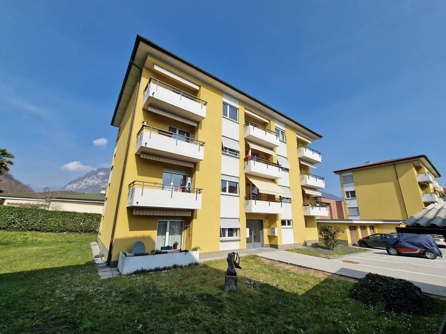 4 Camere Luminoso e Spazioso in una Posizione Tranquilla - Foto 1 di 9