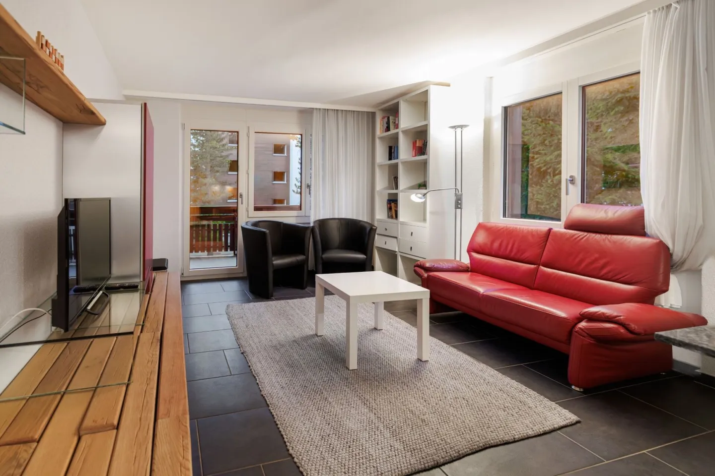 Everest appartamento ristrutturato di 3,5 locali con balcone sud e ovest. - Foto 5 di 15