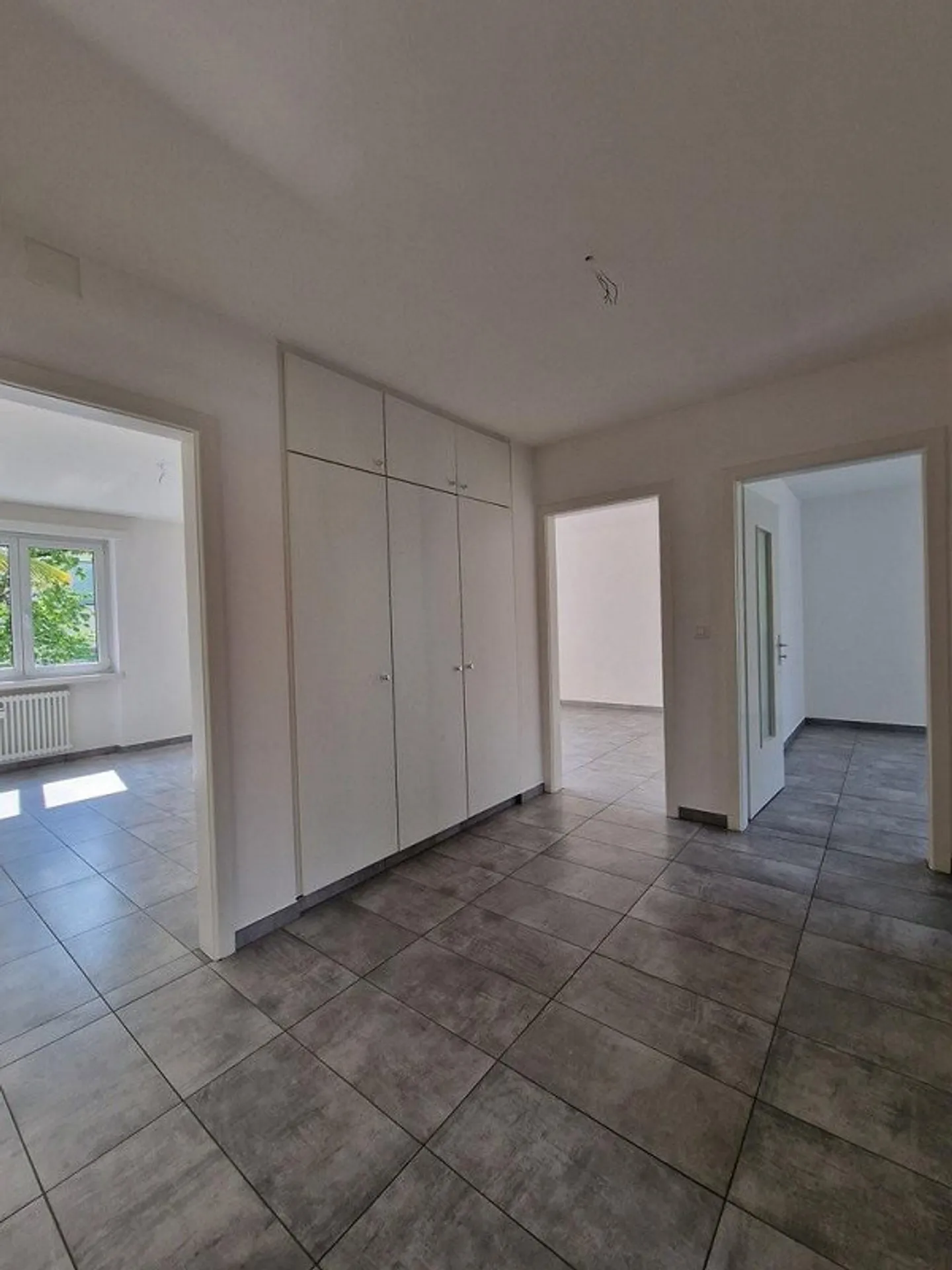 4 Camere Luminoso e Spazioso in una Posizione Tranquilla - Foto 9 di 9