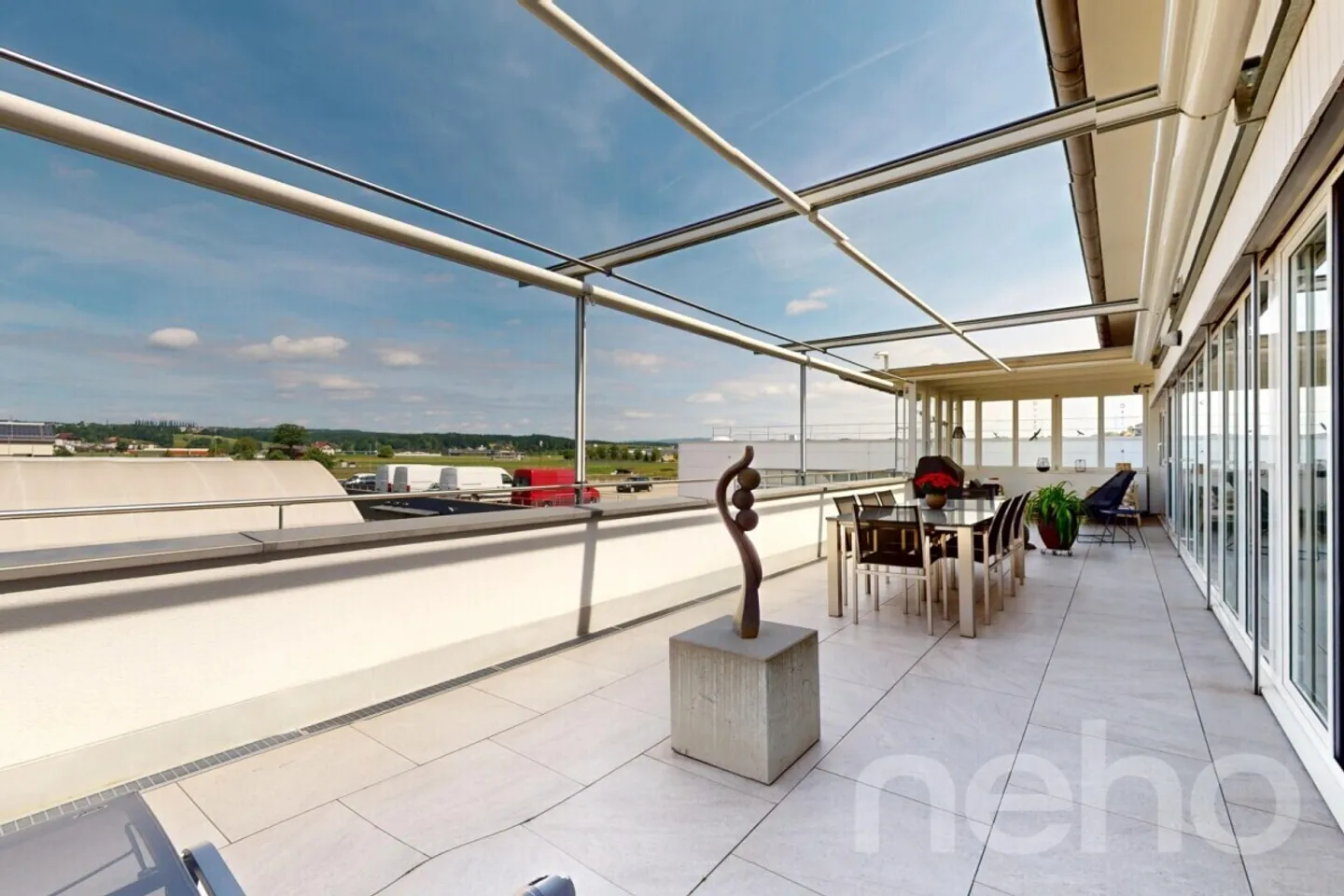Edificio residenziale e commerciale attraente con appartamento elegante - Foto 9 di 13
